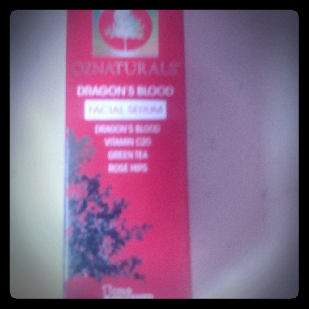 Dragon's blood facial serum